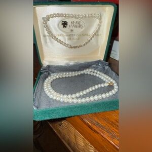 White Pearl Necklace Set